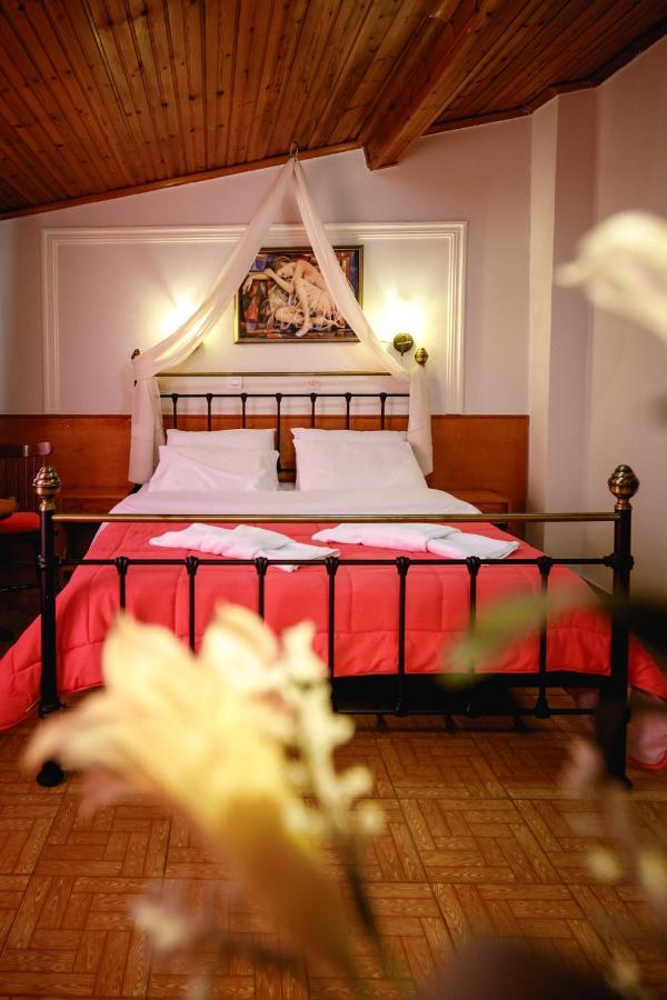 Ipsilantou 20 Hotell Nafplion Exteriör bild