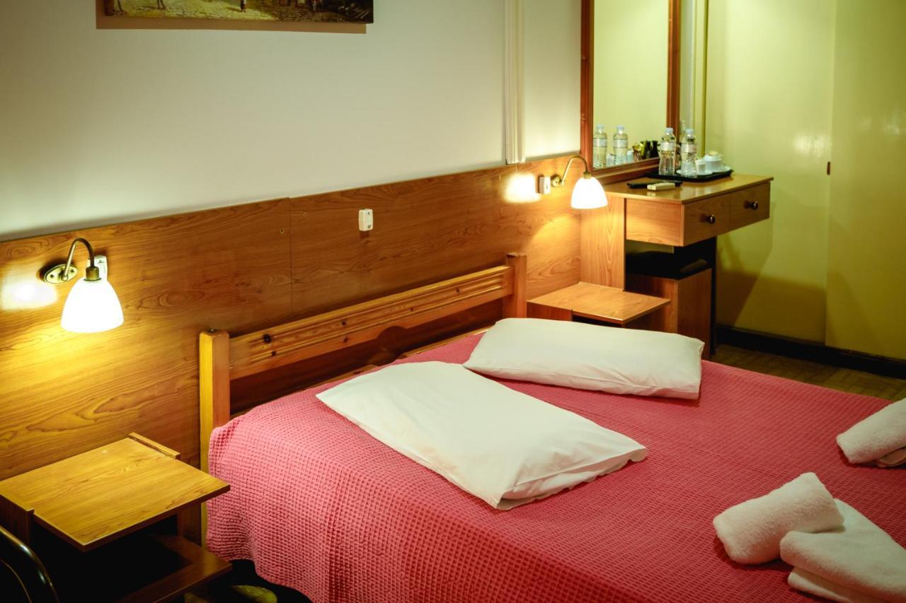 Ipsilantou 20 Hotell Nafplion Exteriör bild