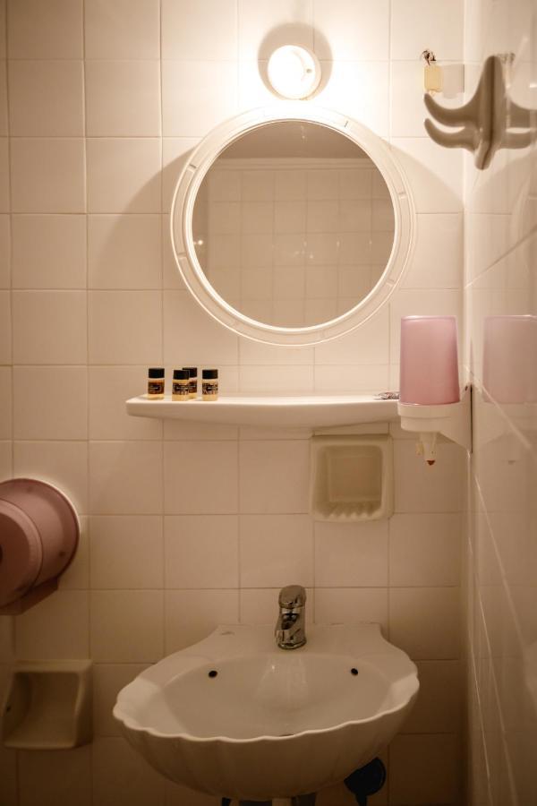 Ipsilantou 20 Hotell Nafplion Exteriör bild